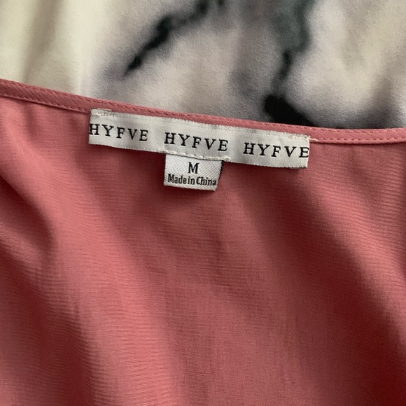 Button up blouse - Picture 2 of 2